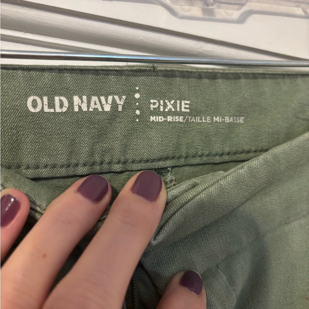 LOT of 3 Old Navy Pixie Pants - Picture 5 of 7